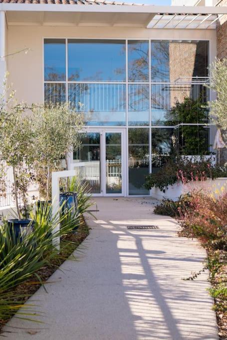 Le Square D'Evan - Appartement De Standing - Grande Terrasse Exterieure - Climatisation Saint-Aunes Bagian luar foto